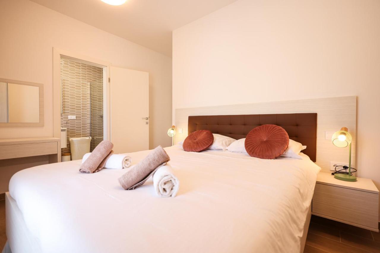 Golden Sunset Luxury Apartment Zadar Exterior foto